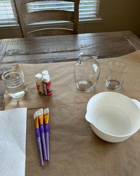 Craft supplies laid out to paint glass vase. Paint Glass Vase, Painting Glass Vases, Cheap Vases, Painted Glass Vases, Inexpensive Crafts, Old Vases, Painting Glass, Look Expensive, Painted Vases