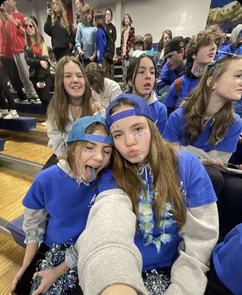 Blue highschool cheer pep rally spirit day school game day football besties Blue Aesthetic School, School Highschool, Spirit Day, Greek Week, Aesthetic School, Hard Seltzer, Spirit Week, School Pride, Fame Dr