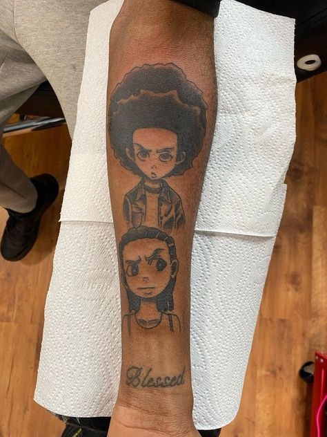 Tattoo is from a childhood series I grew up watching boondocks tv series. Riley Freeman Tattoo, Boondocks Tattoo, Riley Boondocks, Riley Freeman, Sky Tattoos, Tattoo Portrait, Tattoos For Black Skin, Arm Sleeve Tattoos, Owl Tattoo