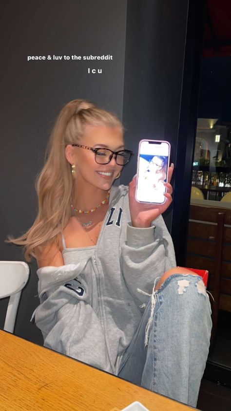 Loren Gray Instagram, Glasses Outfit, Glasses Inspiration, Gray Instagram, Fake Glasses, Forever Girl, Blonde Hair Inspiration, Loren Gray, Stylish Glasses