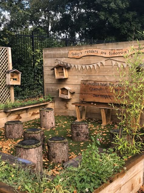 Outdoor Classroom Pavilion, Outdoor Reading Space School, Forest School Playground, Forest School Structures, Forest School Design, School Sensory Garden, Nature Based Daycare, Waldorf Outdoor Play Space, Outdoor Learning Spaces Early Childhood