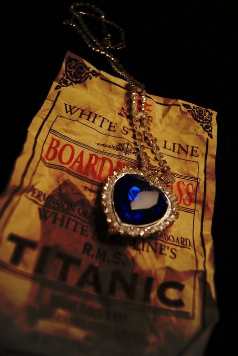 Heart Of The Ocean Necklace, Titanic Quotes, Titanic Art, Titanic Leonardo Dicaprio, Titanic Facts, White Star Line, Leo And Kate, Heart Of The Ocean, Titanic History