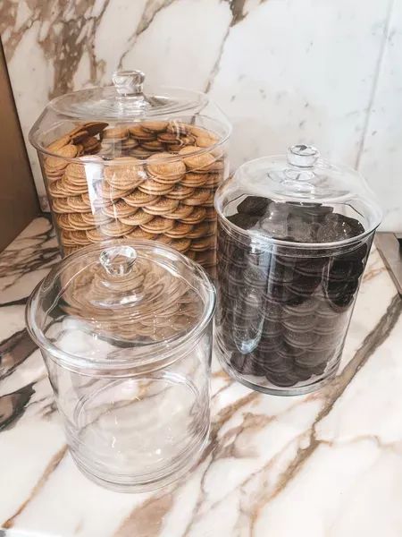 Jars In Kitchen, Large Glass Canisters, Jar Organization, Glass Cooking Pot, Cella Jane, Kitchen And Pantry, Clear Jars, Glass Canisters, Large Jar