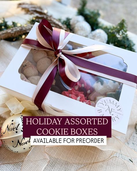 𝗖𝗛𝗥𝗜𝗦𝗧𝗠𝗔𝗦 𝗖𝗢𝗢𝗞𝗜𝗘𝗦 𝗔𝗥𝗘 𝗛𝗘𝗥𝗘!!!🤗⁣ .⁣ Preorder yours for pickup on December 23 at the Lakewood Ranch Farmers Market.⁣ .⁣ We are only taking limited orders for these---don't wait!⁣ .⁣ 𝗘𝗮𝗰𝗵 𝗯𝗼𝘅 𝗶𝗻𝗰𝗹𝘂𝗱𝗲𝘀:⁣ ⁣ ~𝘉𝘶𝘵𝘵𝘦𝘳 𝘊𝘰𝘰𝘬𝘪𝘦 𝘚𝘯𝘰𝘸𝘮𝘦𝘯⁣ ~𝘊𝘩𝘰𝘤𝘰𝘭𝘢𝘵𝘦 𝘋𝘪𝘱𝘱𝘦𝘥 𝘉𝘶𝘵𝘵𝘦𝘳 𝘊𝘰𝘰𝘬𝘪𝘦𝘴⁣ ~𝘙𝘶𝘮 𝘊𝘩𝘦𝘳𝘳𝘺 𝘚𝘱𝘳𝘪𝘵𝘻 𝘊𝘰𝘰𝘬𝘪𝘦𝘴⁣ ~𝘐𝘤𝘦𝘥 𝘊𝘩𝘳𝘪𝘴𝘵𝘮𝘢𝘴 𝘛𝘳𝘦𝘦 𝘚𝘶𝘨𝘢𝘳 𝘊𝘰𝘰𝘬𝘪𝘦𝘴⁣ ⁣ Now YOU can have Christmas Cookies alongside everyone else...⁣ .⁣ .⁣ #glutenfreechristmas #glutenfreechristmascookies #allergyfriendly #dairyfree #eggfree #soyfree #coconu... Iced Christmas Tree, Christmas Tree Sugar Cookies, Tree Sugar Cookies, Gluten Free Christmas Cookies, Gluten Free Christmas, Spritz Cookies, Butter Cookie, December 23, Cookie Box