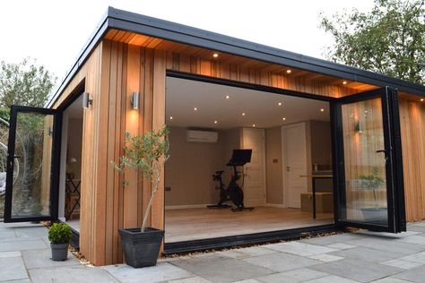 Studio In Garden, Garden Gym And Office, Garden Studio Bedroom, Adu Home Gym, Garden Room Addition, Garden Office And Gym, Garden Office Gym, Detached Garage Gym Ideas, Studio Gym Ideas