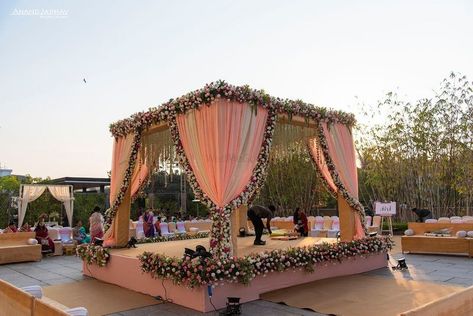 Photo By Aishal - Wedding Planners Indian Wedding Deco, Hindu Wedding Decorations, Mandap Design, Indian Wedding Flowers, Reception Stage Decor, Wedding Hall Decorations, Wedding Background Decoration, Wedding Entrance Decor, Lights Wedding Decor