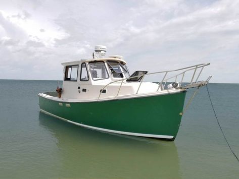 The Acadia 25 trailerable pocket trawler allows a Florida boater to explore new places. Trailerable Trawler, Building A Teardrop Trailer, Trawler Boats, Liveaboard Boats, Cruiser Boat, Wooden Boat Plans, Cabin Cruiser, Fishing Vessel, Boat Projects