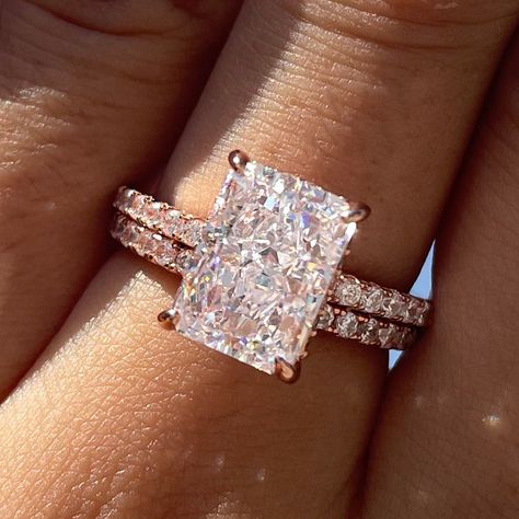 Rose Gold 3.5 Carat Radiant Cut Wedding Ring Set In Sterling Silver – maxinejewelry Rectangle Engagement Rings, Wedding Rings Boho, Radiant Wedding Rings, Sterling Engagement Rings, Rose Gold Wedding Ring Sets, Square Engagement Rings, Dream Wedding Ring, Ring Cuts, Radiant Cut Engagement Rings