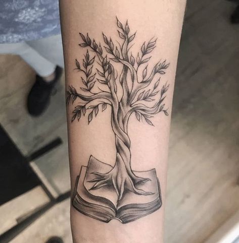 Booklover #tats #tattoo #tattooartist #blackandwhite #black #paderborn #paint #lines #abstract #ink #blackwork #plants #tree #book… Literature Tattoos, Book Tattoo Ideas, Feminine Skull Tattoos, Hp Tattoo, Tattoos Traditional, Bookish Tattoos, Mandala Tattoos, Tattoos Mandala, Tattoos Sleeve