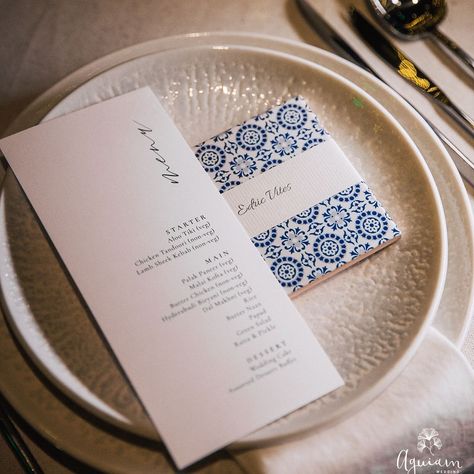 Portuguese tiles, with their beauty and tradition, are our couples' favorite wedding souvenirs 💙✨ Photography: @aguiam_weddingphotography Planning & Catering: @we_bypassagetoindiaportugal Venue: @vandelli.pt #inloveweddings #redefiningtheextraordinary #wedding #weddinginspo #weddingdesign #lisbonwedding #bespokestationery #destinationwedding #casaremportugal #portugalweddings #weddingsportugal2024 Portuguese Wedding Traditions, Biscuit Wedding Favours, Portuguese Wedding, Portuguese Tile, Portugal Wedding, Portuguese Tiles, Wedding Souvenirs, Wedding Stationary, Wedding Things