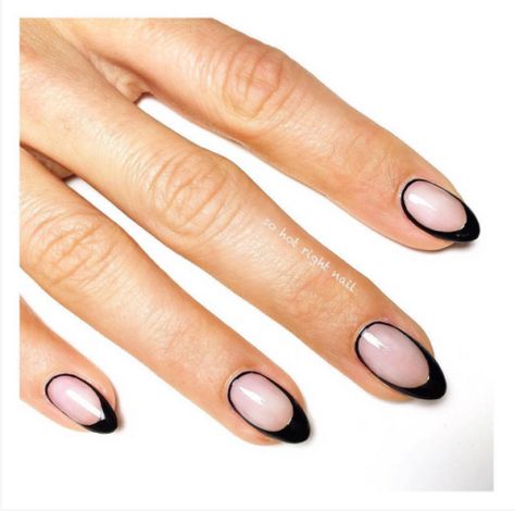 23 Fall Nail Designs You're Going to Fall In Love With: OUTLINED: Extend your French tip all way around for a cool outline that will elongate your nails. See more at So Hot Right Nail. Minimal Nail, Negative Space Nail Art, Minimal Nails Art, Negative Space Nails, Space Nails, Fall Nail Art Designs, Edgy Nails, Minimal Nails, Fall Nail Art