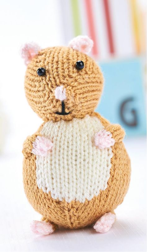 Toy hamster Hamster Toys, Knit Toys, Easy Patterns, Pattern Knitting, Kids Scarf, Free Knitting Patterns, Animal Toys, Toy Pattern, Easy Knitting Patterns