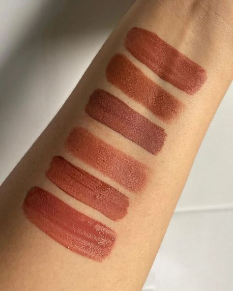 The perfect shade of lipsticks for everyday wear🤎✨ 🔗comment for links 🔗 🐻Comfortable, long wearing & smooth formulations. Absolutely in love with all the shades here, some of them are even “my lips but better” shades that would absolutely look gorgeous on many indian skintones. Some of them are cult favourites while others are rare & many wouldn’t have tried it. 💸Most of them are available on Nykaa, Tira, Amazon, Myntra or on their own website Did you spot any of your favourites?👀 [mynt... Swatch Lipstick, My Lips But Better, Lipstick Shades, Own Website, Lipsticks, In Love, Lips, Shades, How To Wear