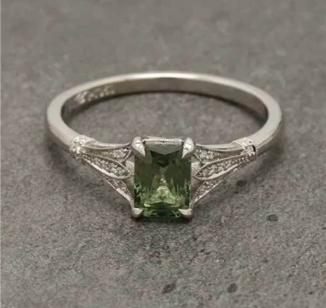 Vintage Green Ring, Green Engagement Rings, Green Diamond Rings, Radiant Halo, Rings Green, Green Lake Jewelry, Green Gemstone Ring, Emerald Wedding Rings, Green Emerald Ring