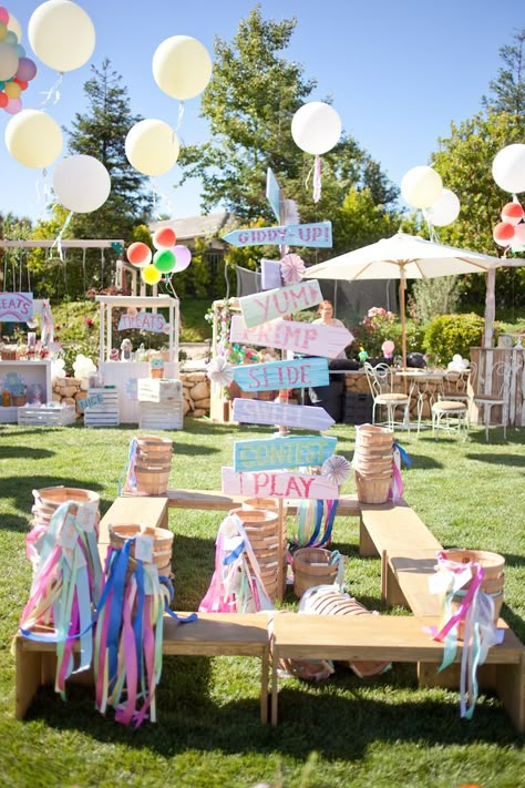 Fair Decorations Ideas, Pastel Carnival Theme Party, County Fair Birthday Party, Fair Birthday Party, Outdoor Party Ideas, Coachella Theme Party, Easter Carnival, Coachella Birthday, Festival Birthday Party