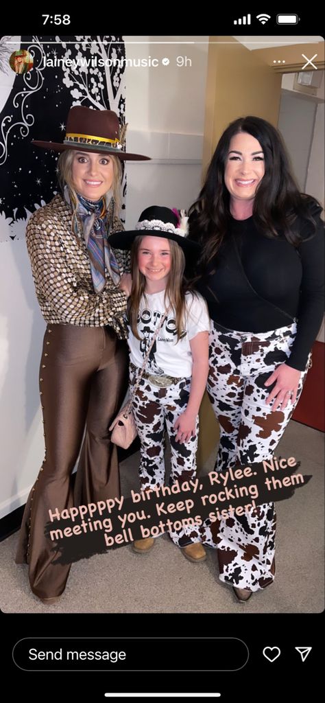 Laney Wilson Concert Outfit, Lainey Wilson Outfits, Laney Wilson, Ariel Party, Keep Rocking, Country Concert Outfits, Lainey Wilson, Nice Meeting You, Country Music Stars