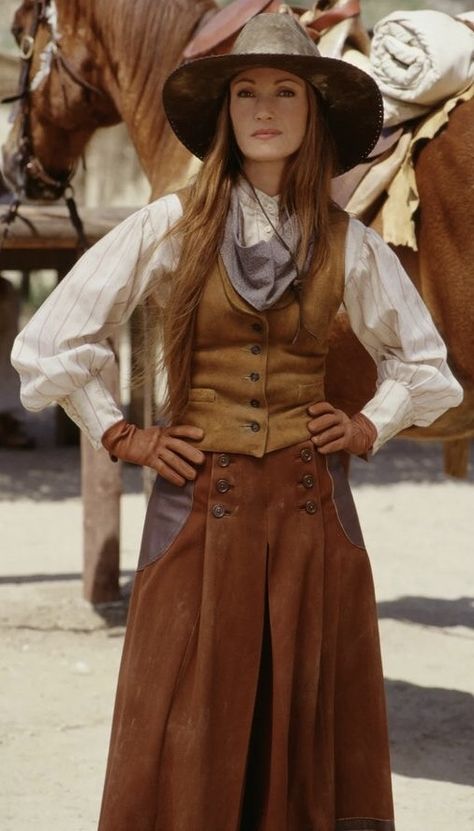 Old Western Outfits Women, Wild West Clothing, Wild West Outfits, Wild West Costumes, Bush Fire, Painting Challenge, Cowboy Costume, Western Costumes, Bond Girl