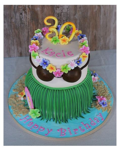 Hawaii Cake Ideas, Sweet 16 Beach Party, Luau Cake Ideas, Hawaiian Birthday Cake, Luau Party Cakes, Pool Birthday Cakes, Hawaiian Theme Cakes, Tropical Birthday Cake, Hawaii Cake