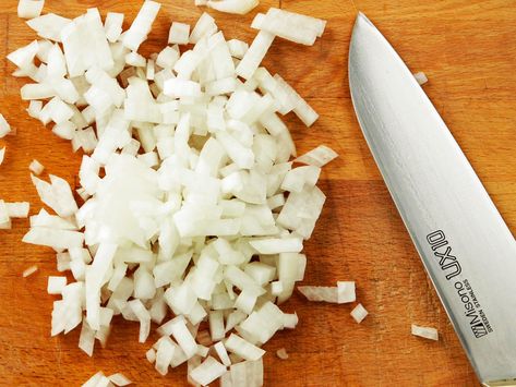 Knife Skills: How to Slice and Dice an Onion Dice An Onion, Pork Cooking Temperature, Beginner Cook, Yellow Squash Casserole, How To Cut Avocado, Knife Skills, Knife Skill, Squash Casserole, Cooking For Beginners