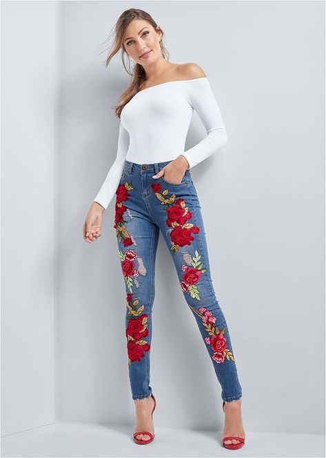 Rose Embroidered Jeans, Denim For Women, Rose Jeans, Sewing Tutorials Clothes, Stylish Women Fashion, Jeans Diy, Embroidered Jeans, Slim Dresses, Off The Shoulder Top