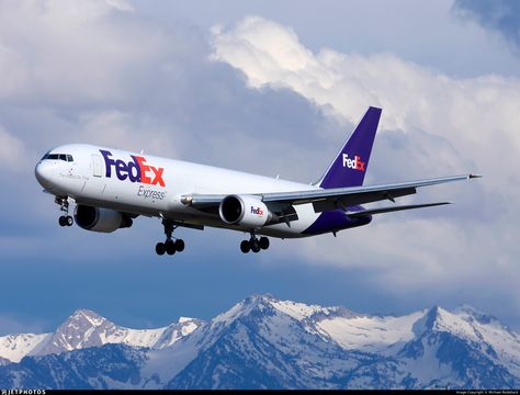 Photo of N114FE - Boeing 767-3S2F(ER) - FedEx Airplane Wallpaper, Boeing 767, Boeing 747 200, Deck Photos, Airport City, Flight Deck, Boeing 747, Aircraft Modeling, Airlines