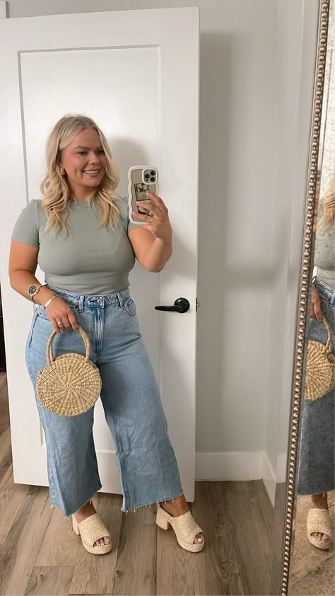 Midsize Flattering Outfits, Outfit Ideas Work Casual, Midsize Mom Outfits, Curvy Body Outfits, Petite Curvy Outfits, Midsize Fits, Happy Hour Outfit, Mom Ootd, 2024 Wardrobe