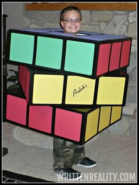 Rubix Cube Costume, Cardboard Box Costumes, Rubiks Cube Costume, Cardboard Box Costume, Halloween Costumes You Can Make, Best Diy Halloween Costumes, Box Costumes, Rubix Cube