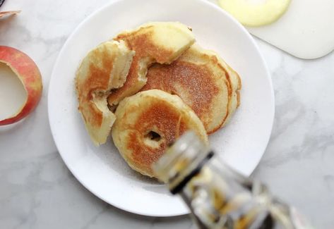 These easy to make apple slice pancakes are a breakfast treat. A coated apple slice covered with pancake batter. Sprinkle some cinnamon and maple syrup for a delicious breakfast! Apple Slice, Easy Weekday Meals, Pancake Muffins, Apple Pancakes, Egg Dish, Pancake Batter, Breakfast Snacks, Breakfast Options, Pancakes And Waffles