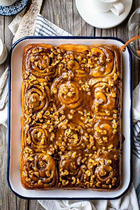 Sticky Buns: Like a cinnamon roll but with a gooey brown sugar topping that's so yummy! Make these the day before and have them fresh from the oven the next morning. #stickybuns #easy #recipes #pecan #pecanrollsrecipe #homemade #overnight #carmelpecancinnamonrolls #cinnamonrollshomemade #caramelpecan #cinnamon #fromscratch #caramel #easypecan #caramelcinnamonrolls #recipeseasy #gooeycinnamonrolls #best #carmel #cinnamonroll #amish #sweetrollsrecipe #walnut #pecancinnamonrollsrecipe #... Overnight Sticky Buns, Pecan Rolls Recipe, Homemade Sticky Buns, Sticky Buns Recipe, Easy Sticky Buns, Caramel Sticky Buns, Pecan Cinnamon Rolls, Cinnamon Bun Recipe, Sticky Buns Recipes