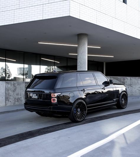 Range Rover Vogue Black, Blue Range Rover, Range Rover Sport Black, Blacked Out Cars, Range Rover Autobiography, Blue Range, Range Rover Black, Range Rover Car, Luxury Cars Range Rover