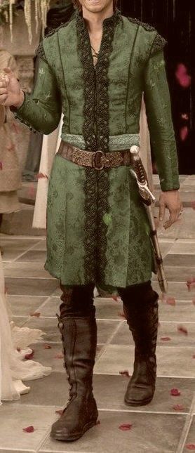 Elven Male Outfit, Medieval Attire Male, Male Targaryen Outfits, Game Of Thrones Outfit Inspiration Men, Medieval Men Aesthetic, Medieval Outfits Men Royal, Celtic Outfit Male, Game Of Thrones Male Outfits, Fancy Medieval Clothes Male