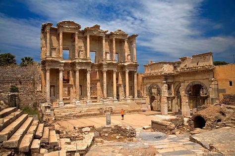 City Ruins, Ephesus Turkey, Turkey Tour, Travel Turkey, Roman Ruins, Greek Temple, Adventure Map, Roman Architecture, Ancient City