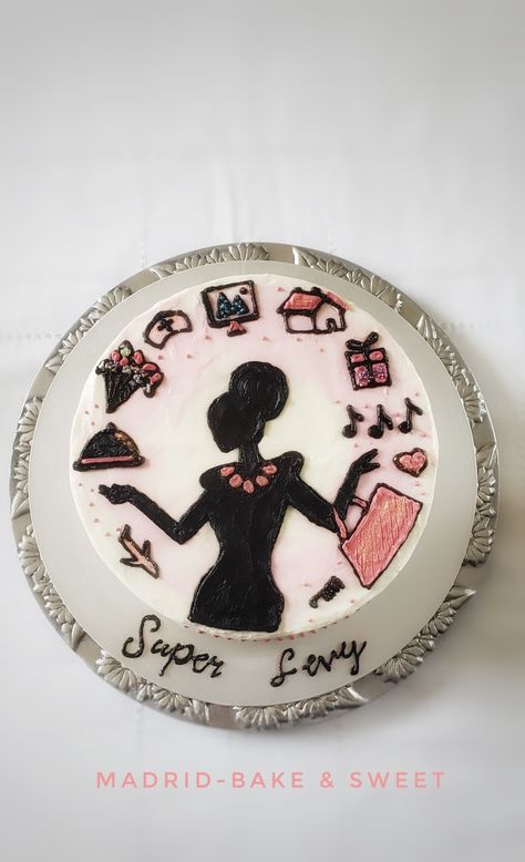 Woman power in this cake with multitasking illustration 😉 Women's Day Cake Design, Multitasking Illustration, 2d Figures, Birthday Wishes For Mom, Decorating Frosting, 50 Birthday, Woman Power, Cake Decorating Frosting, Birthday Cakes For Women