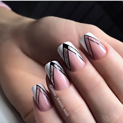 French Nails Toes, Faded French Nails, Faded French, Tammy Taylor, French Manicure Nails, Manicure Nails, Black Nail, Beautiful Nail Designs, Elegant Nails