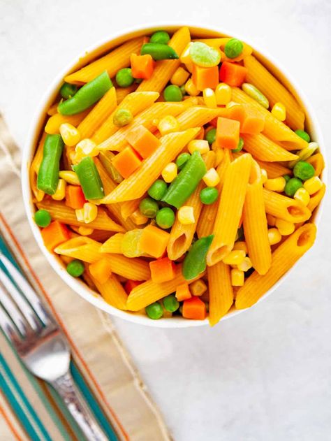 Pasta With Mixed Vegetables, Pasta With Frozen Veggies, Frozen Vegetable Recipes, Vegetable Recipes Dinner, Mix Vegetable Recipe, Vegetable Pasta Recipes, Frozen Mixed Vegetables, Kale And Spinach, Veggie Pasta