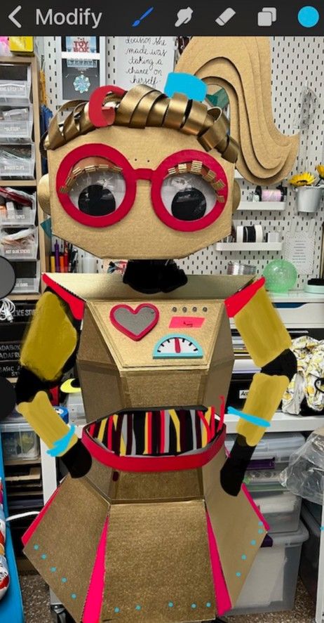 Cardboard Robot, Robot Costume, Robot Costumes, Timelapse Video, I Robot, Gold Spray, Chest Piece, Time Lapse Video, Black Paper