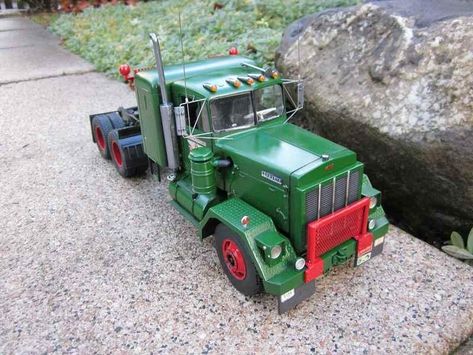 Kenworth Alaskan Hauler - Model Trucks: Big Rigs and Heavy Equipment - Model Cars Magazine Forum Cars Magazine, Model Truck Kits, Model Trucks, Model Cars Kits, Scale Models Cars, Car Magazine, Big Rigs, Toy Trucks, Kit Cars