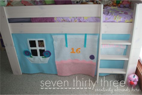 No need to spend mega money for a Loft Bed Tent when you can accomplish a no sew version using hot glue and felt! Bunk Bed Tent Diy, Loft Beds Diy, Loft Bed Tent, Loft Bed Curtains, Bunk Bed Tent, Bed Tents, Mattress Measurements, Sew Felt, Horizontal Murphy Bed