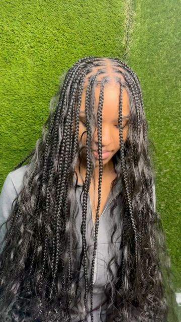 @donebyjami on Instagram: "😩😩😩small boho knotless ! Hair used- 3 packs of outre prestreched expression hair , 1 pack of organique breezy wave #knotlessboxbraids #bohostyle #bohemianbraids #atl #atlbraider #atlsylist #quickweave #frontal #frontalponytail #reels #stichbraids" Small Boho Knotless, Protective Style Braids, Boho Knotless, Big Box Braids, Braid Inspiration, Big Box Braids Hairstyles, Feed In Braids Hairstyles, Hair Pack, Protective Hairstyles Braids