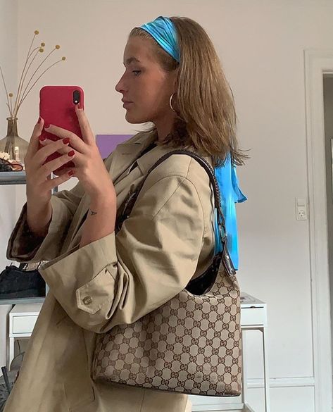 Gucci Hobo Bag Outfit, Vintage Bag Outfit, Hobo Bag Outfit, Gucci Bag Outfit, Gucci Pochette, Gucci Hobo Bag, Fits Inspiration, Gucci Vintage Bag, Bag Outfit