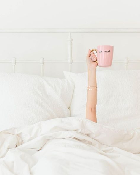 Rolling into Monday like... #ineedcoffee Pink Eyelashes, Painted Coffee Cup, Coffee In Bed, Pink Coffee, Makijaż Smokey Eye, All Time Low, Mary Kay, Pink Aesthetic, Sweater Weather