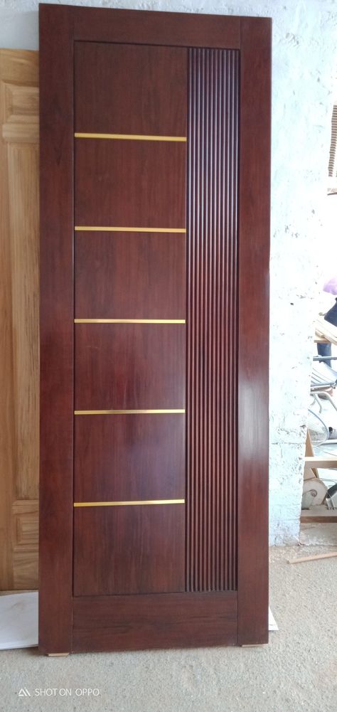 #housedoor #maindoor #bedroomdoor #wroughtirongate #soliddoor #windows #meshgate #vinylflooring Wooden Single Door Design Modern, Plywood Gate Design, Sagwan Wood Door Design Latest, Door Design For Room, Vineer Groove Design Door, Sanmaika Design For Door, Plywood Door Designs Modern, Latest Wooden Door Designs, Veneer Door Design Bedrooms