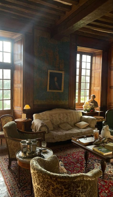 British Houses Interior, British House Interior, 1800s House Interior, 1950 Interior Design, English Apartment, English Manor Houses Interior, 1930s Aesthetic, 1960s Interior Design, 1800s House