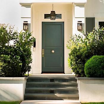 Steps To Front Door Design Ideas Beige House, Single Entry Doors, Exterior Door Colors, Best Front Doors, Blue Front Door, Hague Blue, Front Door Paint Colors, Door Colors, Black Front Doors