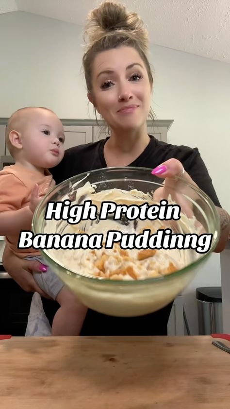 Haley Hogan | High Protein Banana Pudding! Recipe: 1 cup of plain greek yogurt 1 tablespoon of honey 1 scoop vanilla protein powder 1 teaspoon... | Instagram Protein Banana Pudding, Fruity Cookies, Banana Pudding Recipe, Cookie Bites, Banana Protein, Protein Pudding, Greek Yogurt Recipes, Vanilla Greek Yogurt, Vanilla Protein Powder