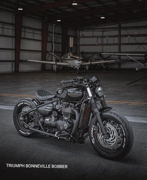 Triumph Bonneville Bobber #triumph #bobber #custombike #custommotorcycle Triumph Bonneville Bobber, Bonneville Bobber, Custom Bikes Cafe Racers, Stylish Bike, Triumph Bikes, Triumph Bobber, Мотоциклы Cafe Racers, Yamaha Bikes, Bobber Bikes