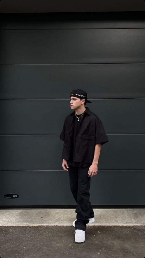 Full Black Outfit Men, Black Cap Outfit, Full Black Outfit, Boy Street Style, Outfits Men Streetwear, Black Outfit Men, Breezy Outfit, Mens Summer Outfits, Teen Boy Outfits