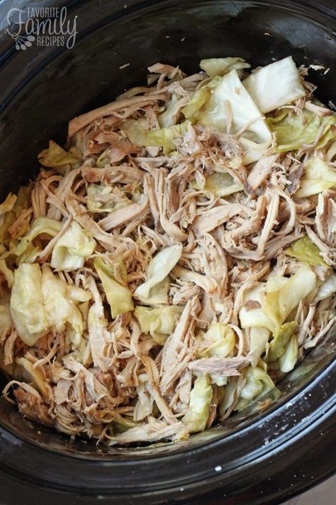 Kalua Pork Crockpot, Pork With Cabbage, Kalua Pork Recipe, Cabbage Slow Cooker, Dinner Pork, Crockpot Pork Roast, Crock Pot Cabbage, Hawaiian Recipes, Kalua Pork