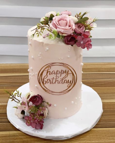 80th Birthday Cake For Grandma For Women, Tall Cake Designs Birthday, Classy Birthday Cakes For Ladies, 60th Birthday Cake For Mom, 85th Birthday Cake, Rapunzel Cake Topper, Rose Cakes, Rapunzel Cake, Sweet 16 Party Decorations