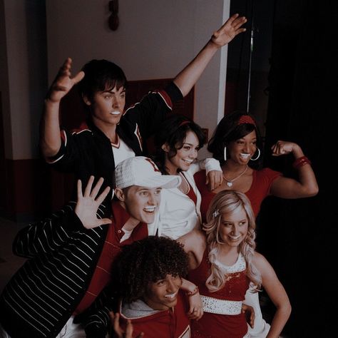 School Musical Aesthetic, High School Musical Aesthetic, Disney Channel Aesthetic, Channel Aesthetic, 2010 Aesthetic, Musical Aesthetic, High School Musical Cast, Kenny Ortega, High School Musical 3